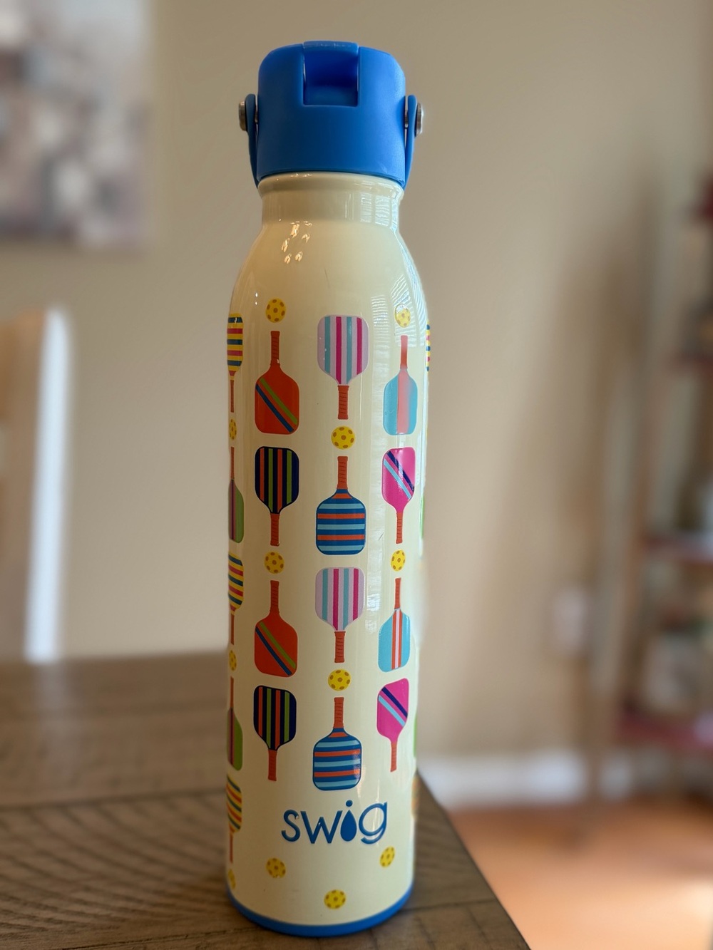 Swig Life Flip and Sip Pickle Ball Pattern 20 oz bottle
